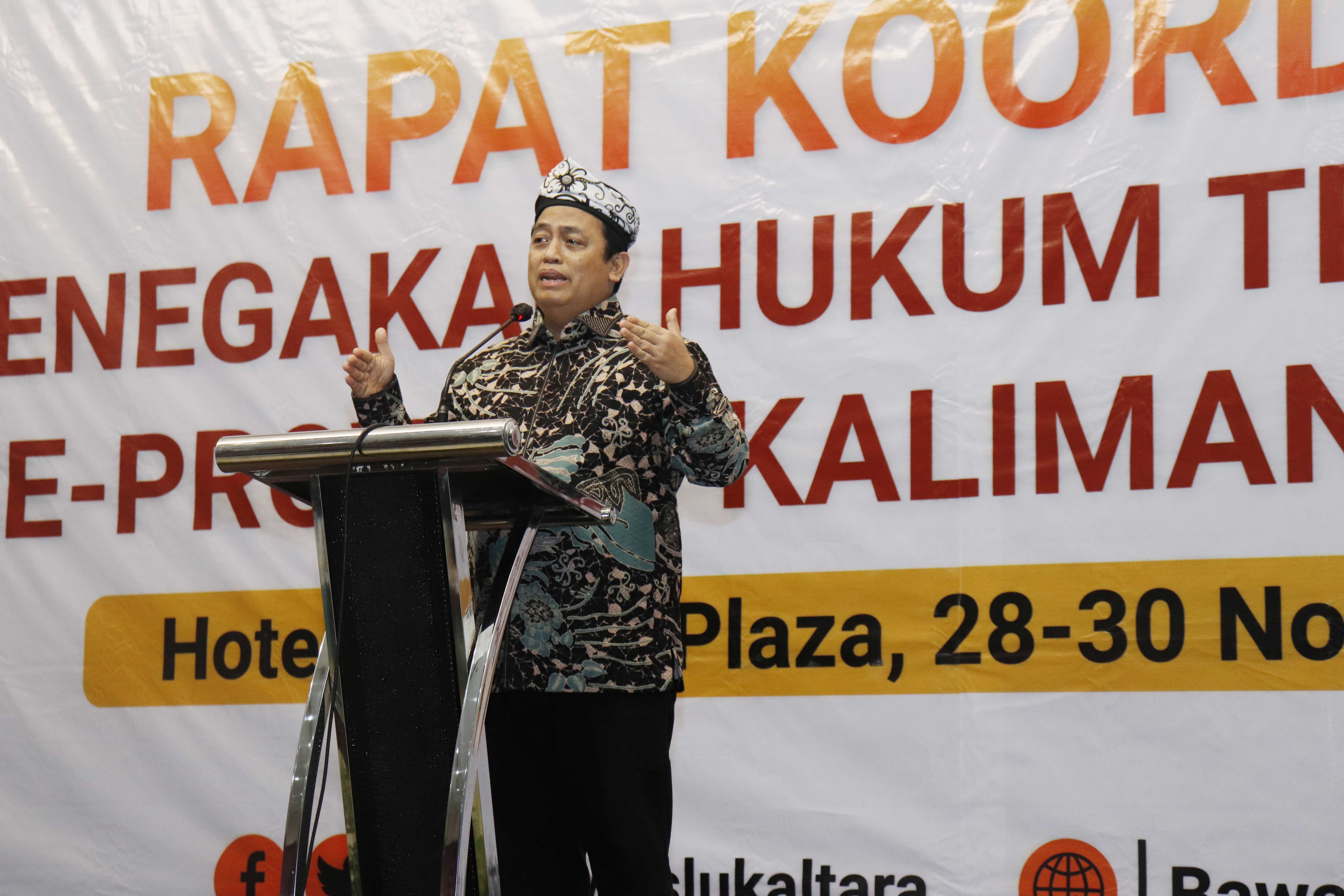 Puadi Sampaikan Strategi Bawaslu Dalam Penanganan Pelanggaran Tindak Pidana Pemilu di Kalimantan Utara.