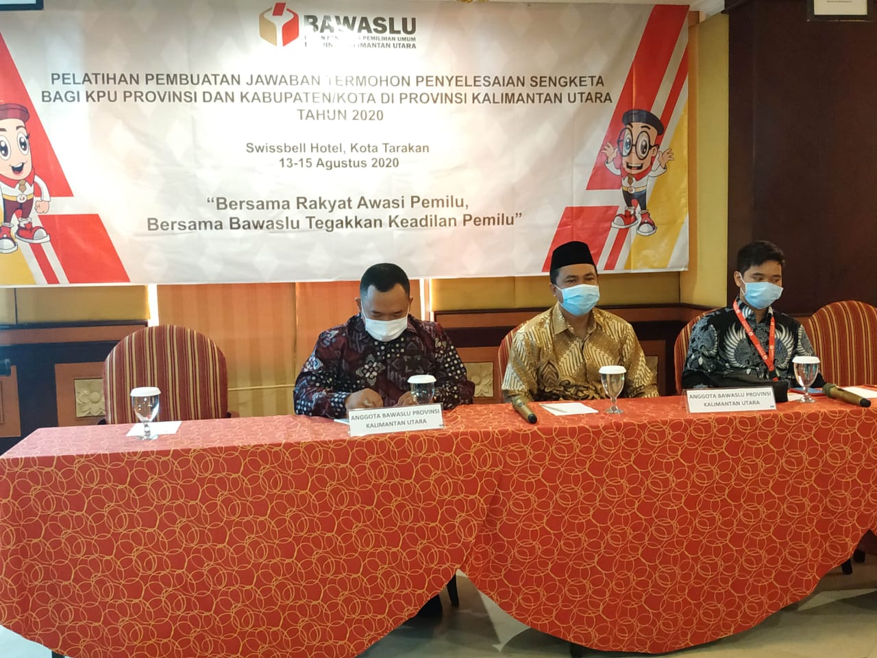 Bawaslu Kaltara Latih KPU Membuat Permohonan Jawaban Termohon Penyelesaian Sengketa Pemilihan
