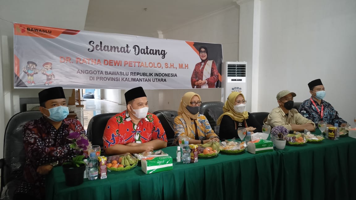 Evaluasi Gakkumdu Ratna Dewi Pettalolo Kunker ke Kaltara