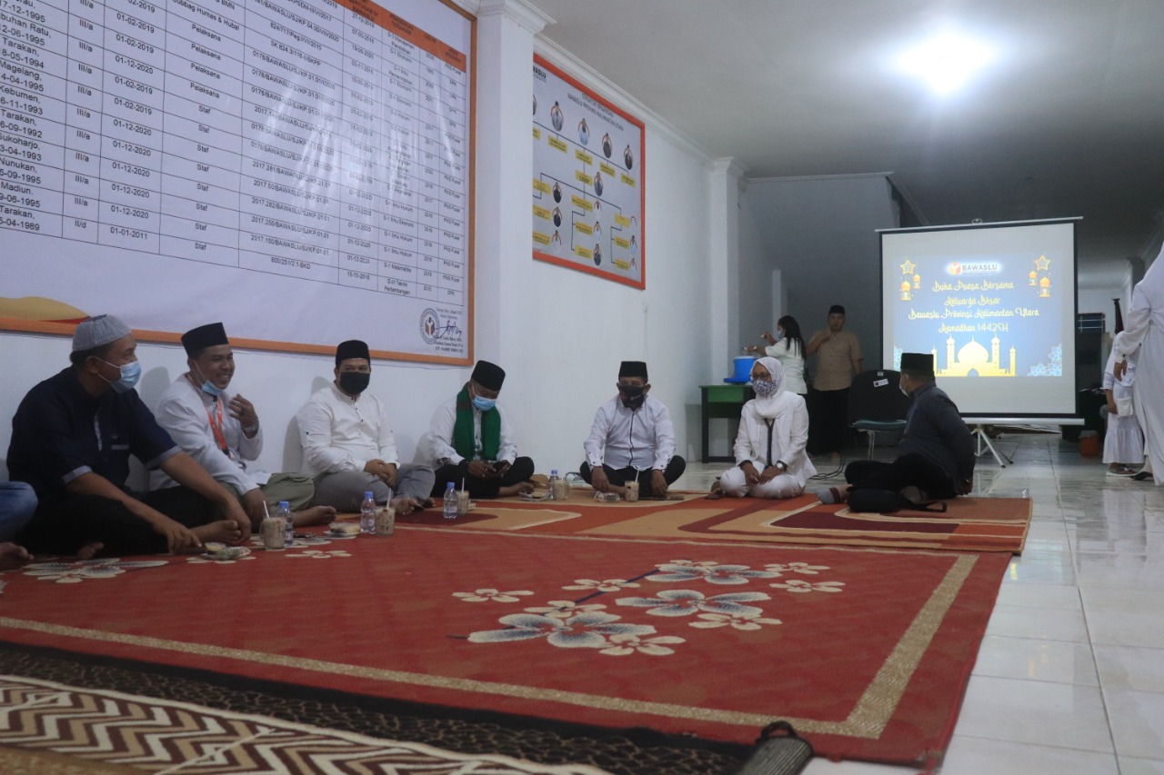 Perkuat Soliditas dan Integritas, Bawaslu Kaltara Buka Puasa Bersama dan Doa