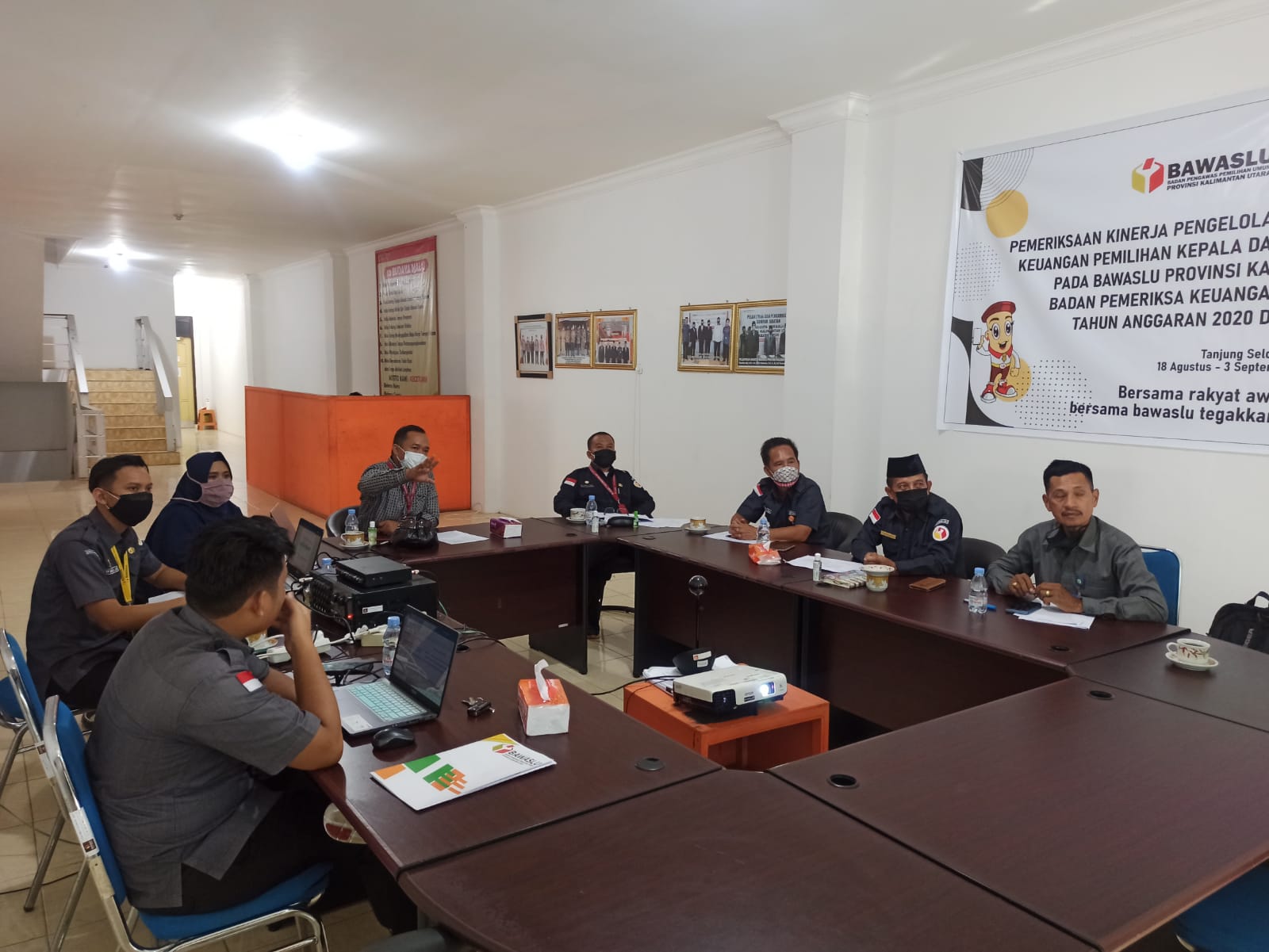 Jelaskan Tupoksi Sekretaris Majelis, Bawaslu Kaltara Paparkan Naskah Mediasi dan Adjudikasi Kepada Sekretaris