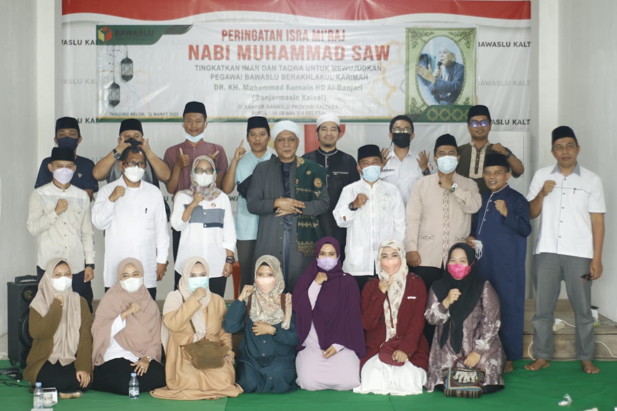 Wujudkan Insan Berakhlakul Karimah, Bawaslu Kaltara Peringati Isra Miâ€™raj