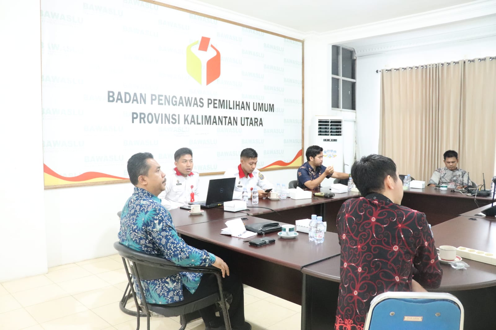 BSSN Sambangi Bawaslu Kaltara, Arif: Pengawasan Konten Isu Negatif Semakin Signifikan.