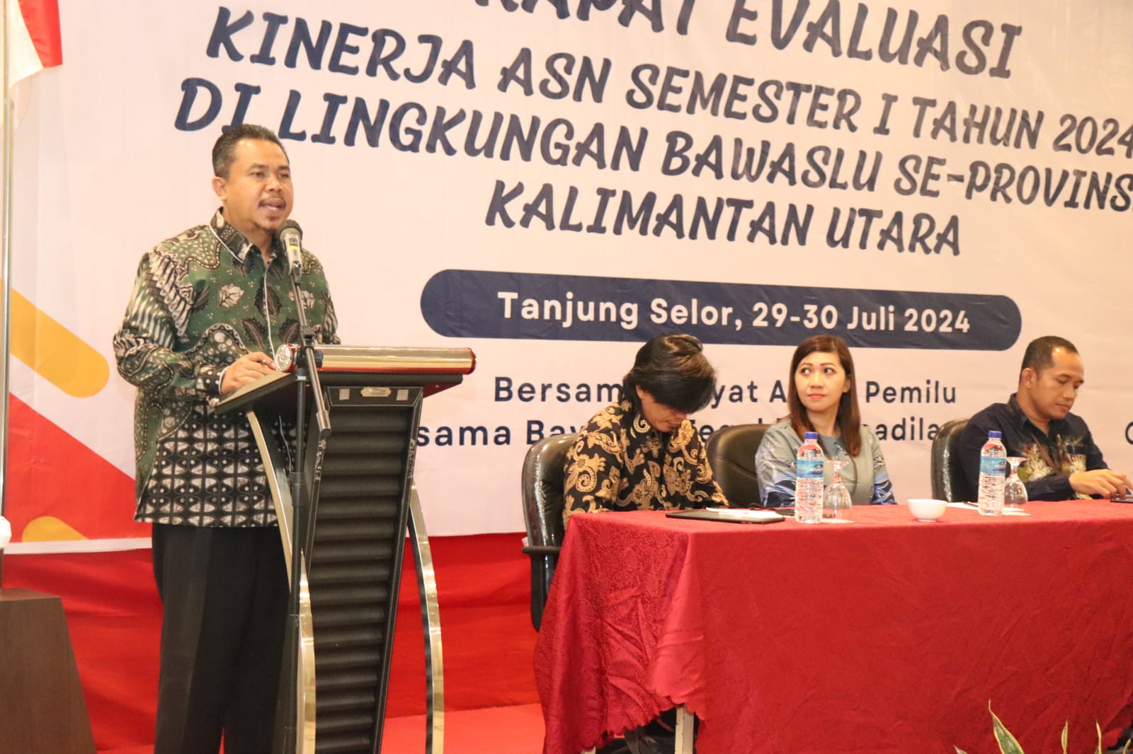 Tingkatkan Profesionalisme ASN, Bawaslu Kaltara Gelar Rapat Evaluasi Kinerja ASN