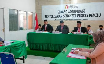 Bawaslu Kaltara Laksanakan Kompetisi Adjudikasi Peradilan Semu