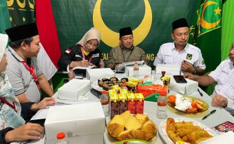 Ketua dan Anggota Bawaslu Kaltara Melakukan Pengawasan Melekat Dalam Verifikasi Faktual Kepengurusan Partai Politik Oleh KPU.