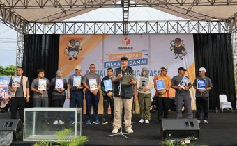 Gelar Jalan Sehat : Bawaslu Kaltara Deklarasi Pilkada Damai tahun 2024